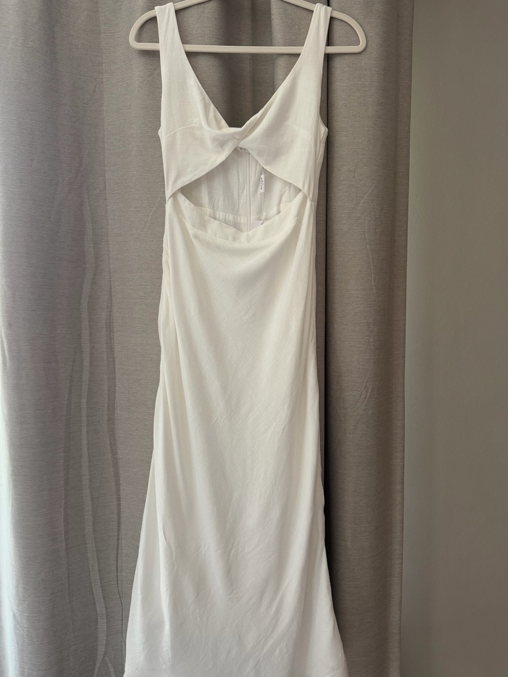 Petal & Pup White Twist Cutout Midi Dress - Picture 2 of 3